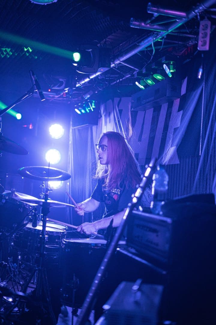 Live photo of Veritate