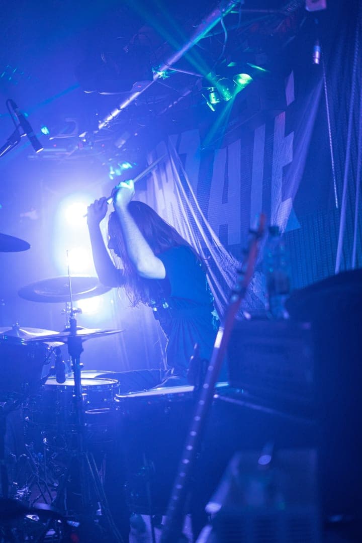 Live photo of Veritate