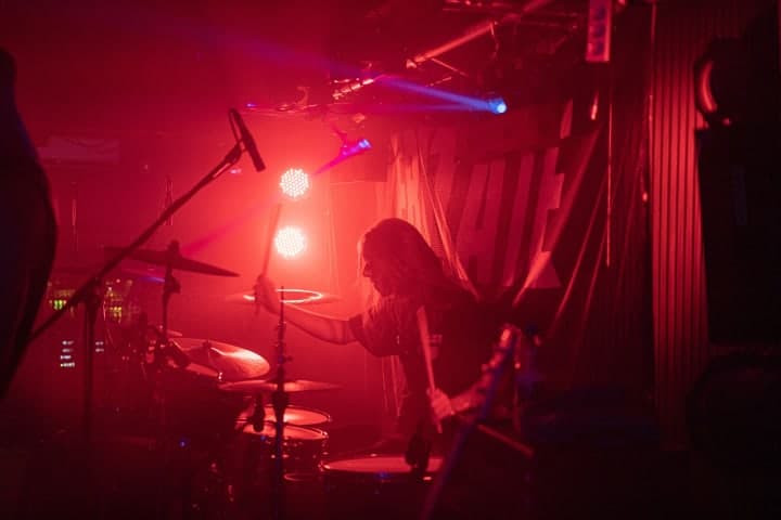 Live photo of Veritate