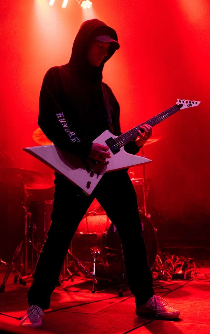 Live photo of Veritate