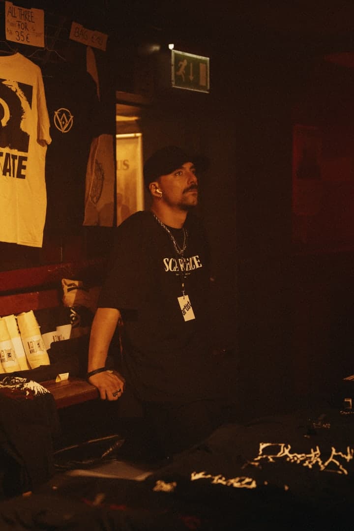 Live photo of Veritate