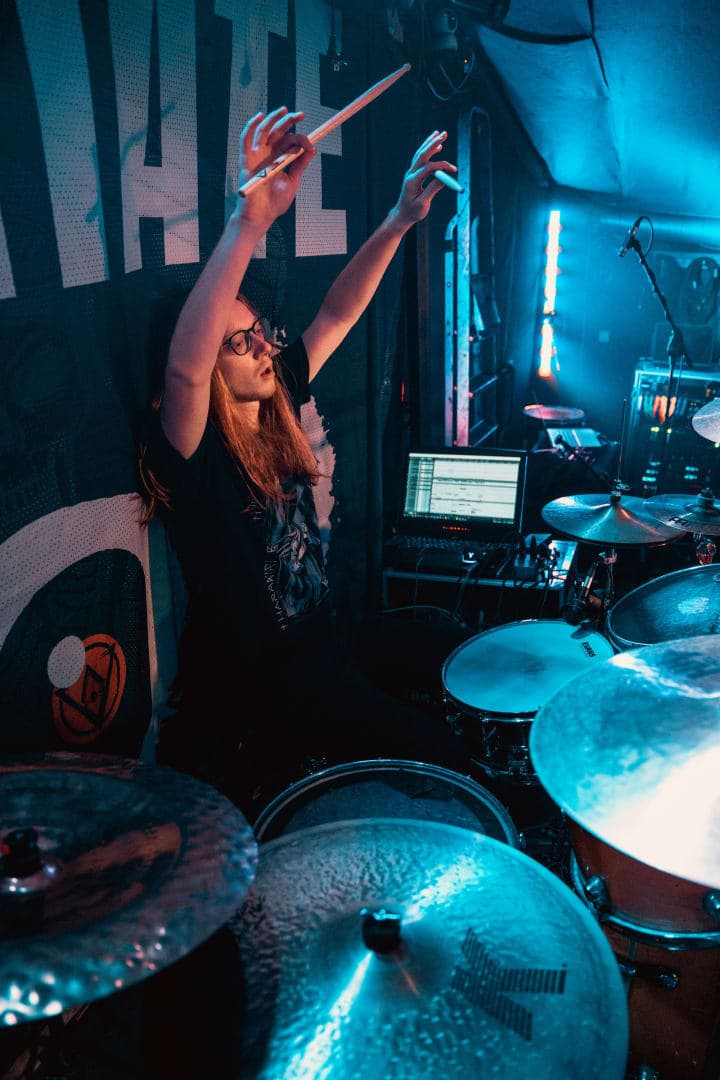 Live photo of Veritate