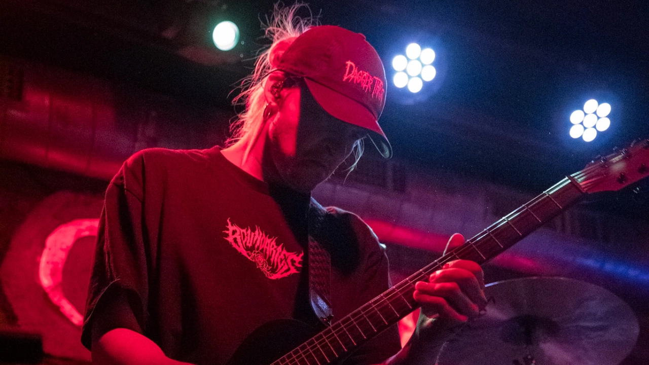 Veritate live concert at Chapeau Rogue, Prague - NHF Tour